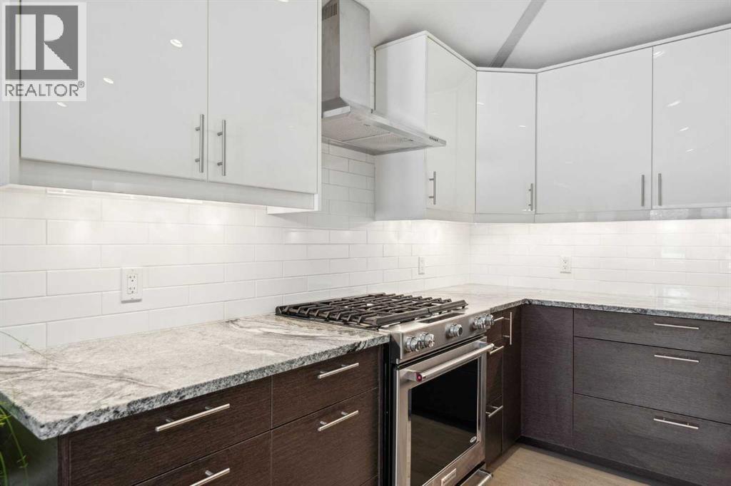 16 MEADOWLARK CRESCENT SW - 7