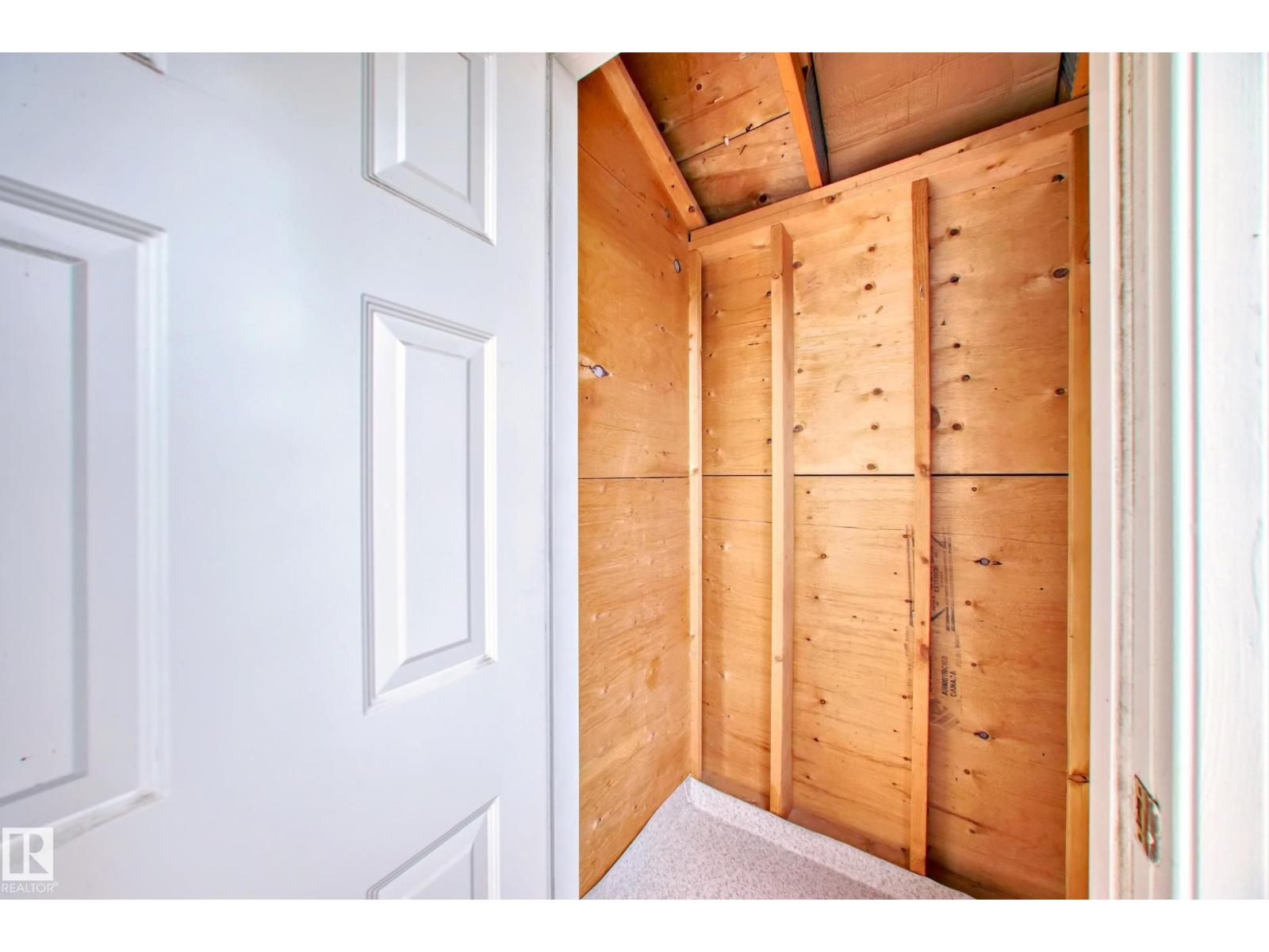 17416 53 AV NW - 34