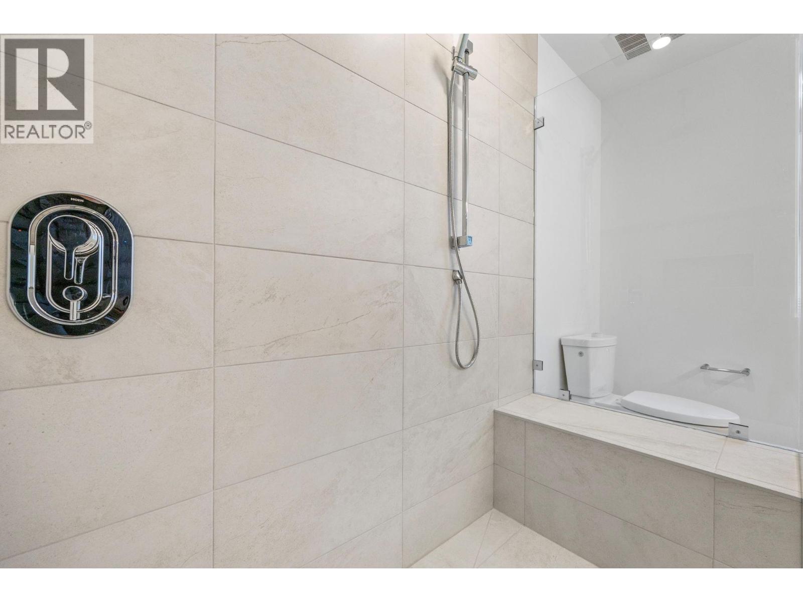 6008 Princess Street, Peachland