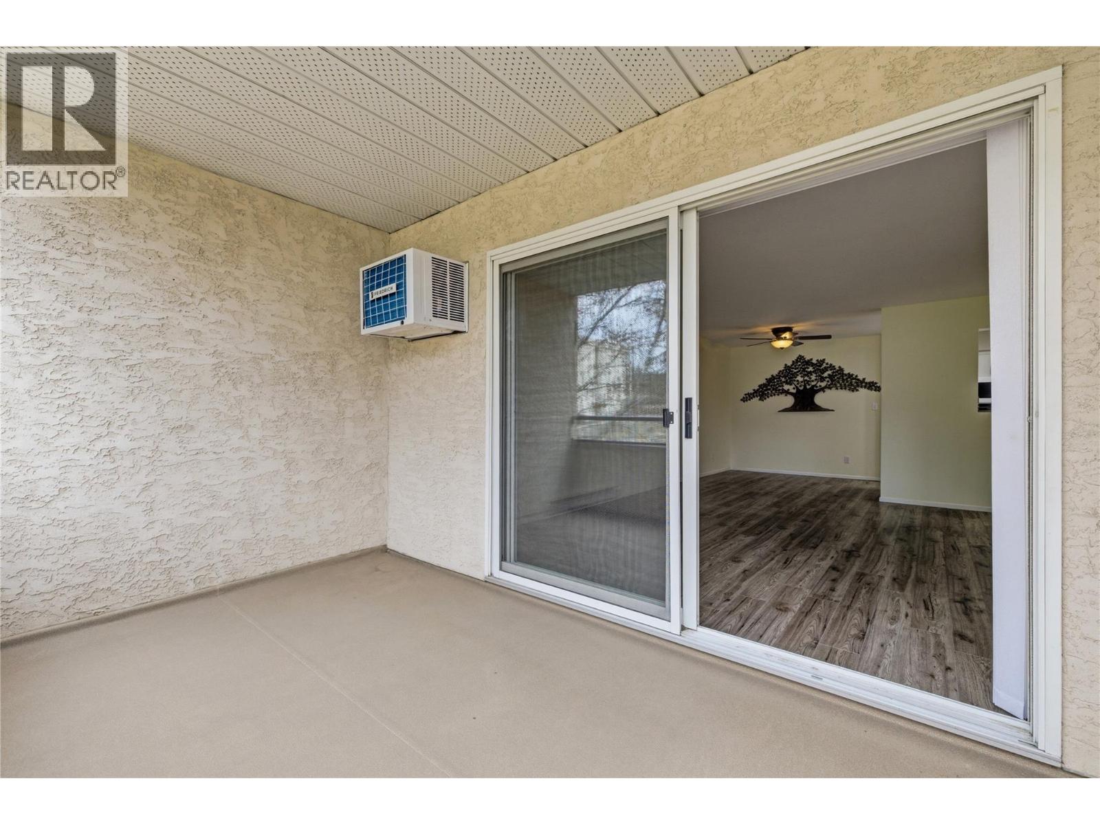 3858 Brown Road Unit# 305, West Kelowna