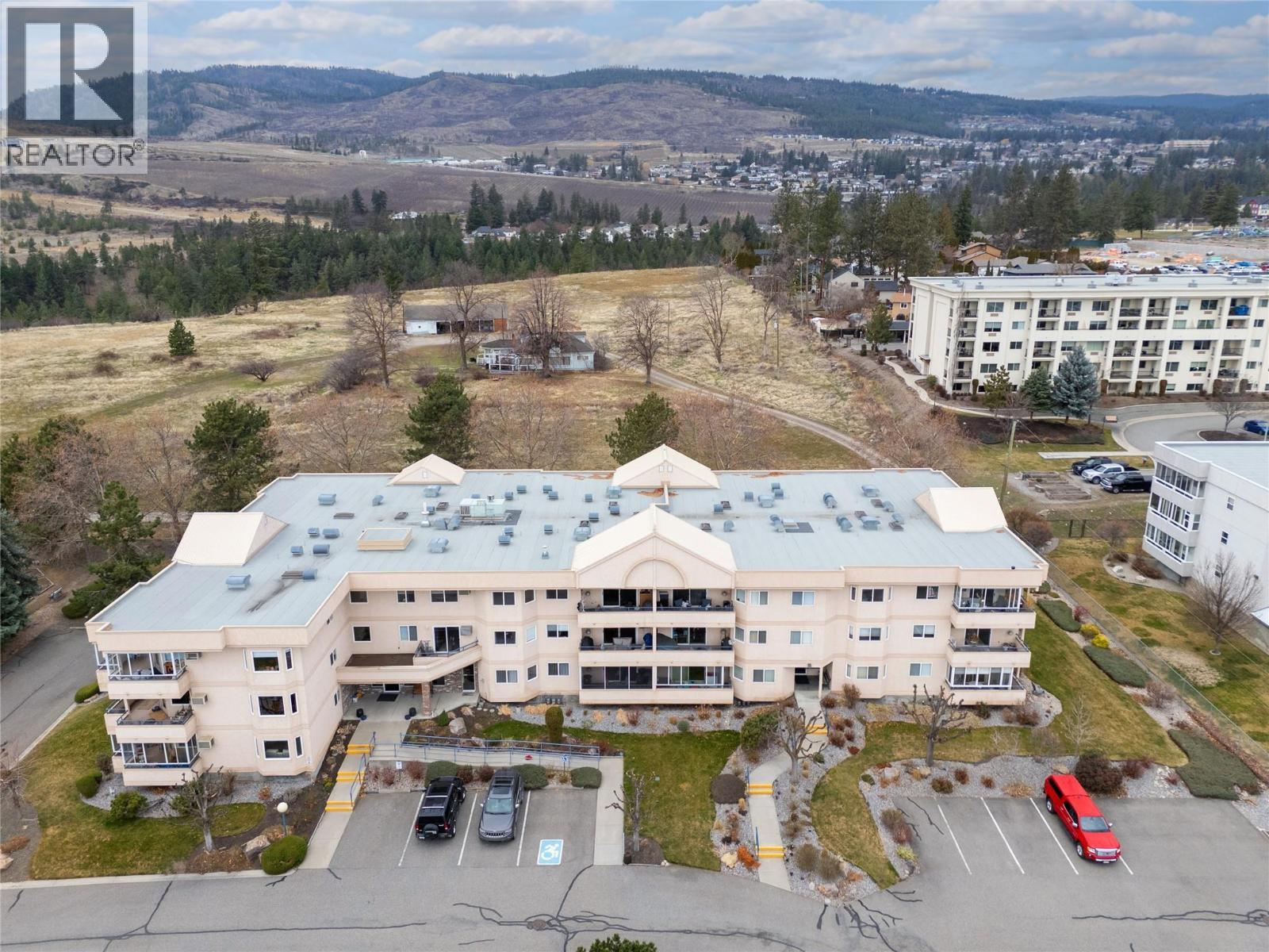 3858 Brown Road Unit# 305, West Kelowna