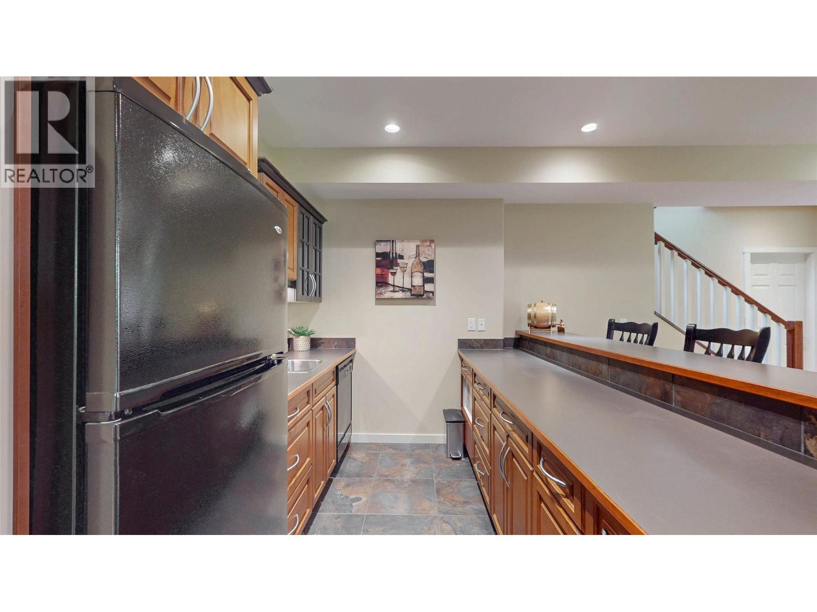 6833 Meadows Drive Unit# 2, Oliver