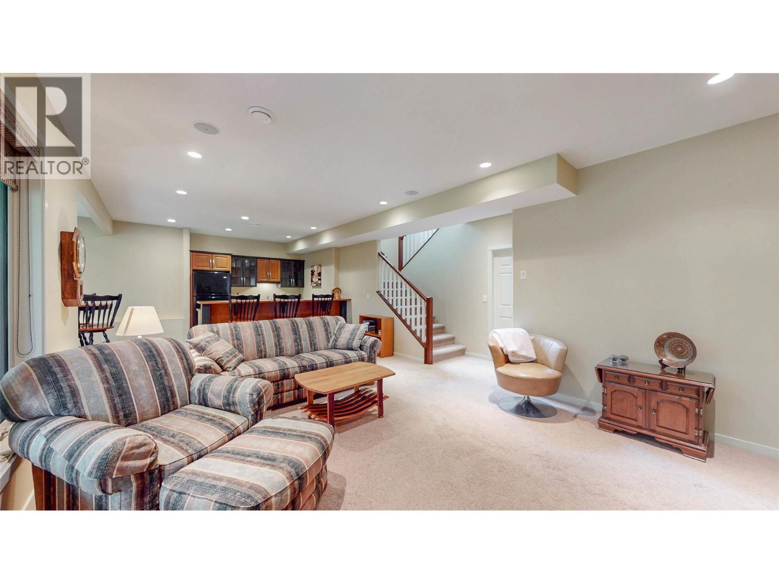 6833 Meadows Drive Unit# 2, Oliver