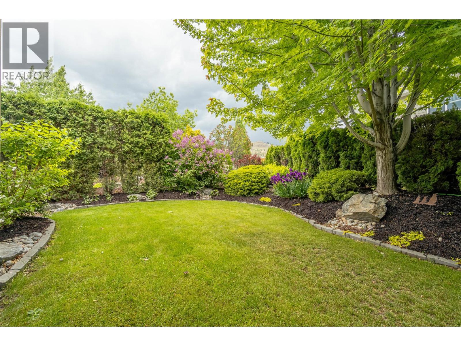 6833 Meadows Drive Unit# 2, Oliver