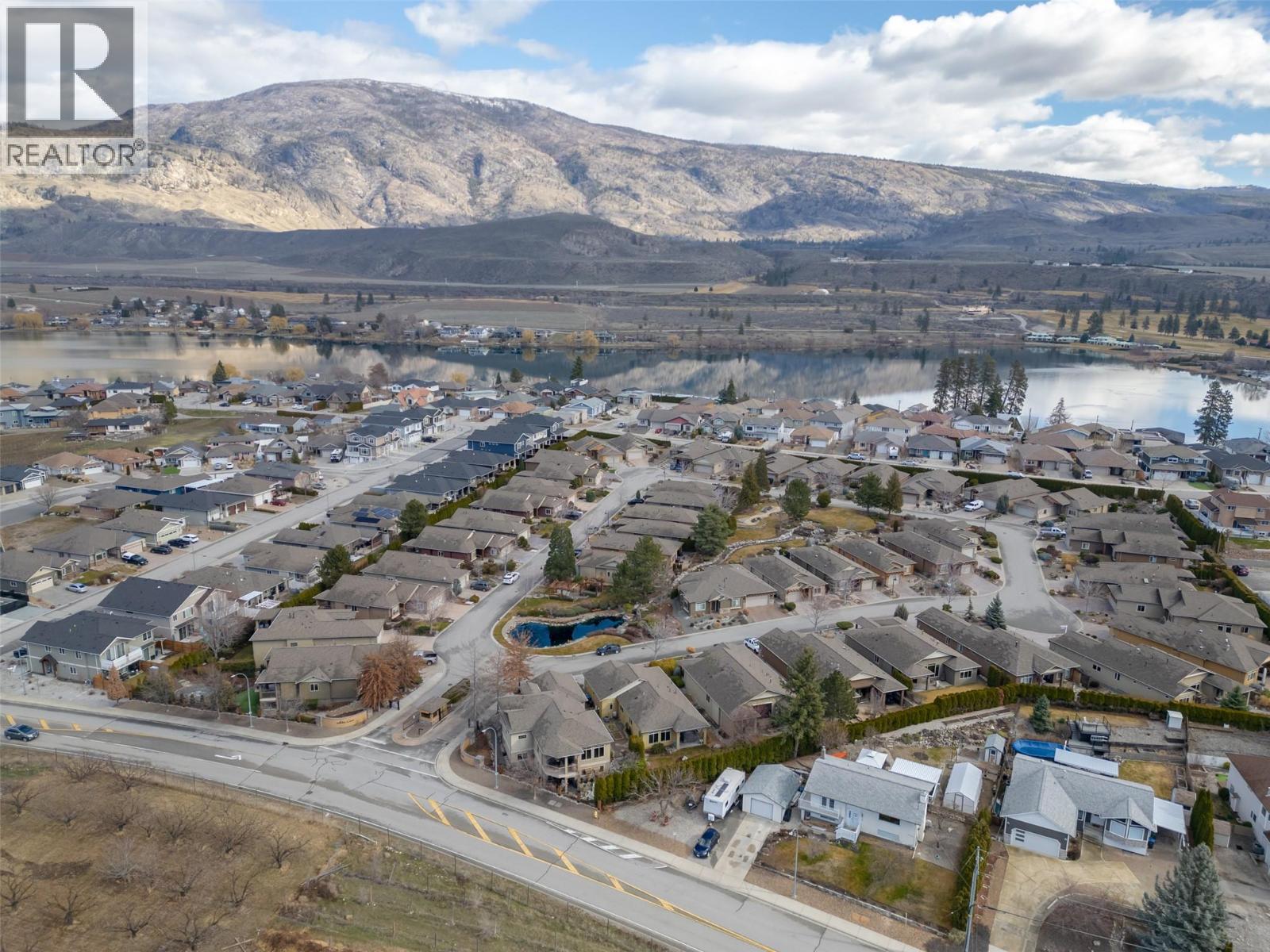 6833 Meadows Drive Unit# 2, Oliver