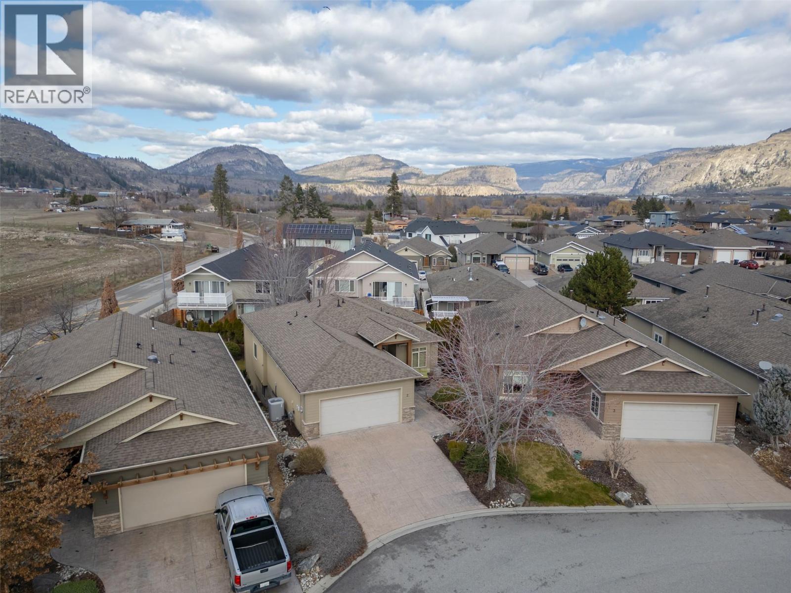 6833 Meadows Drive Unit# 2, Oliver