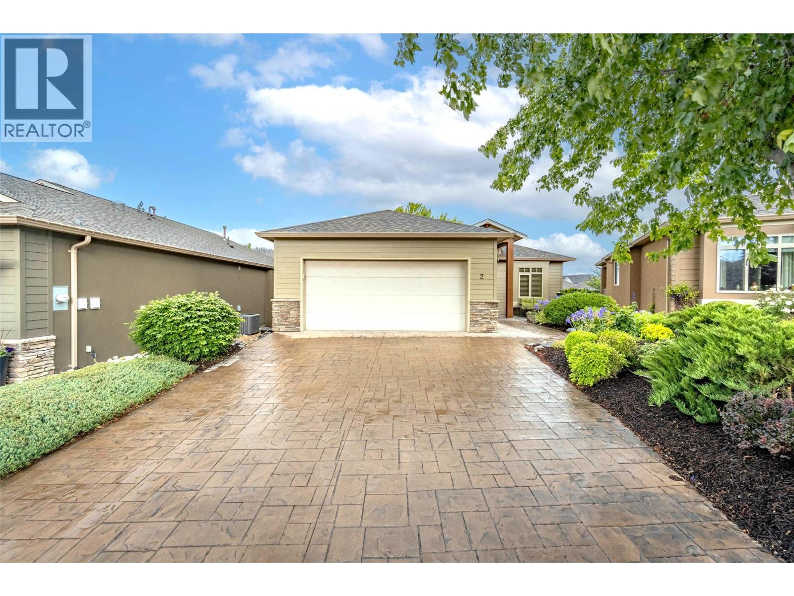 6833 Meadows Drive Unit# 2, Oliver