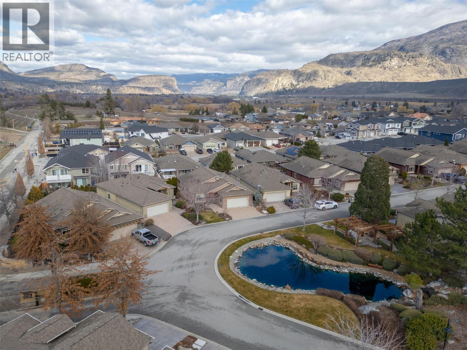 6833 Meadows Drive Unit# 2, Oliver