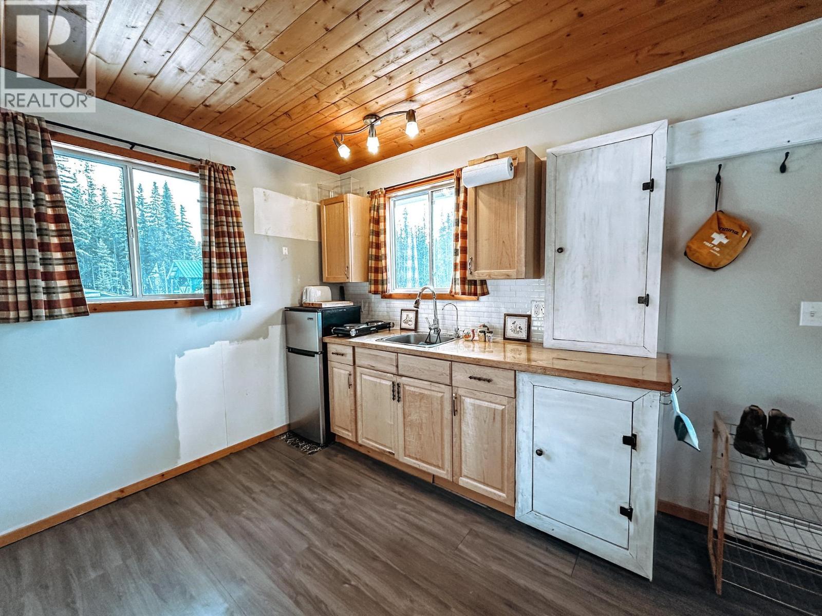 7594 BEAZELY ROAD - 8