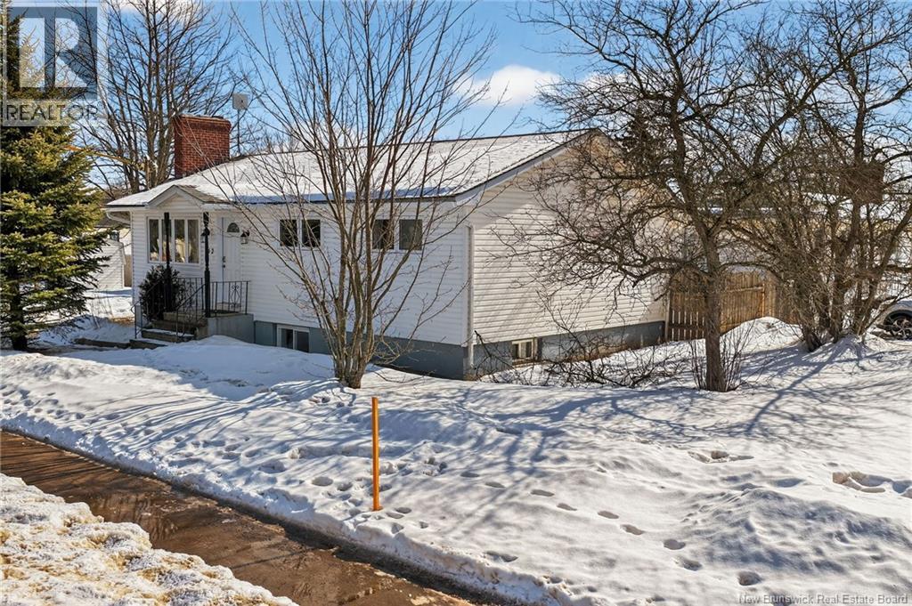 142 Crandall - Main photo, Moncton, New Brunswick