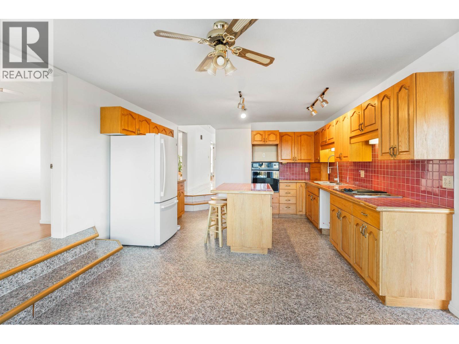 4050 BARNES DRIVE - 7