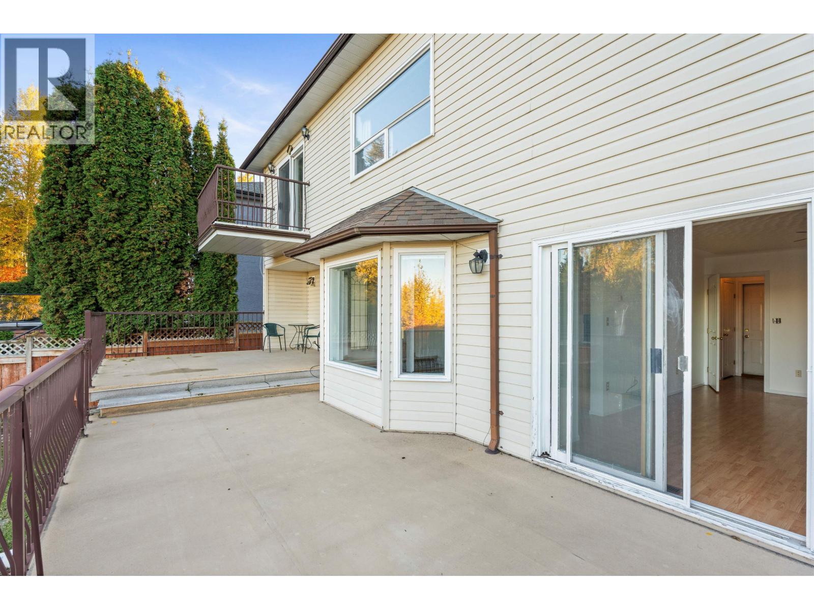 4050 BARNES DRIVE - 26