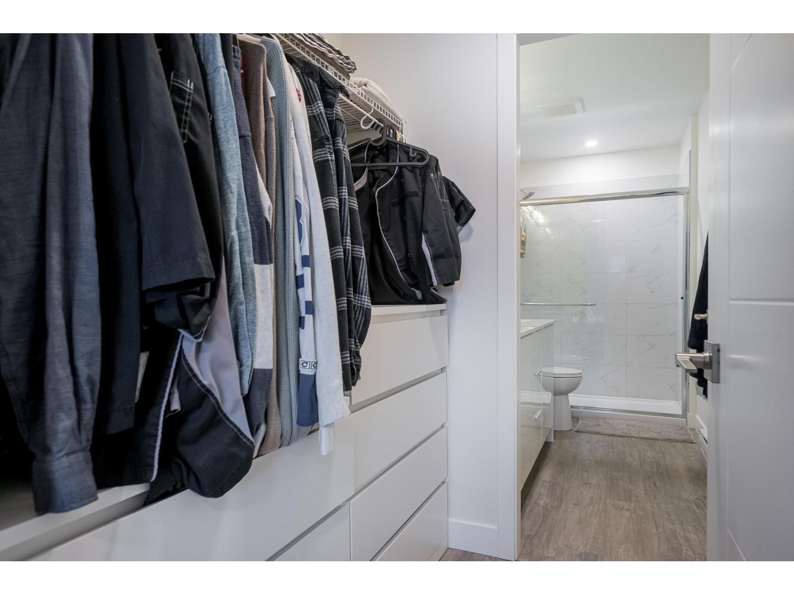 214 9450 ROBSON STREET, Chilliwack Proper West, Chilliwack