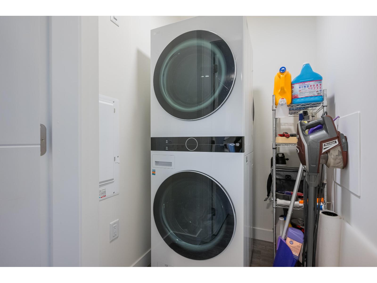 214 9450 ROBSON STREET, Chilliwack Proper West, Chilliwack