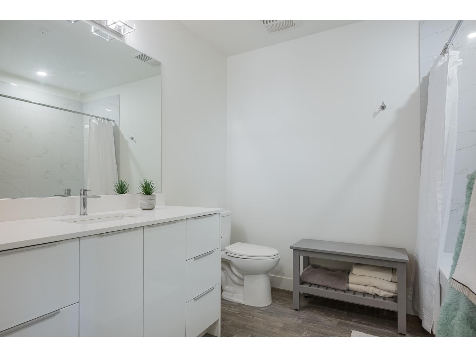 214 9450 ROBSON STREET, Chilliwack Proper West, Chilliwack