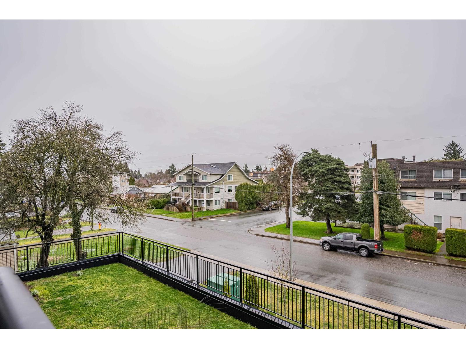 214 9450 ROBSON STREET, Chilliwack Proper West, Chilliwack