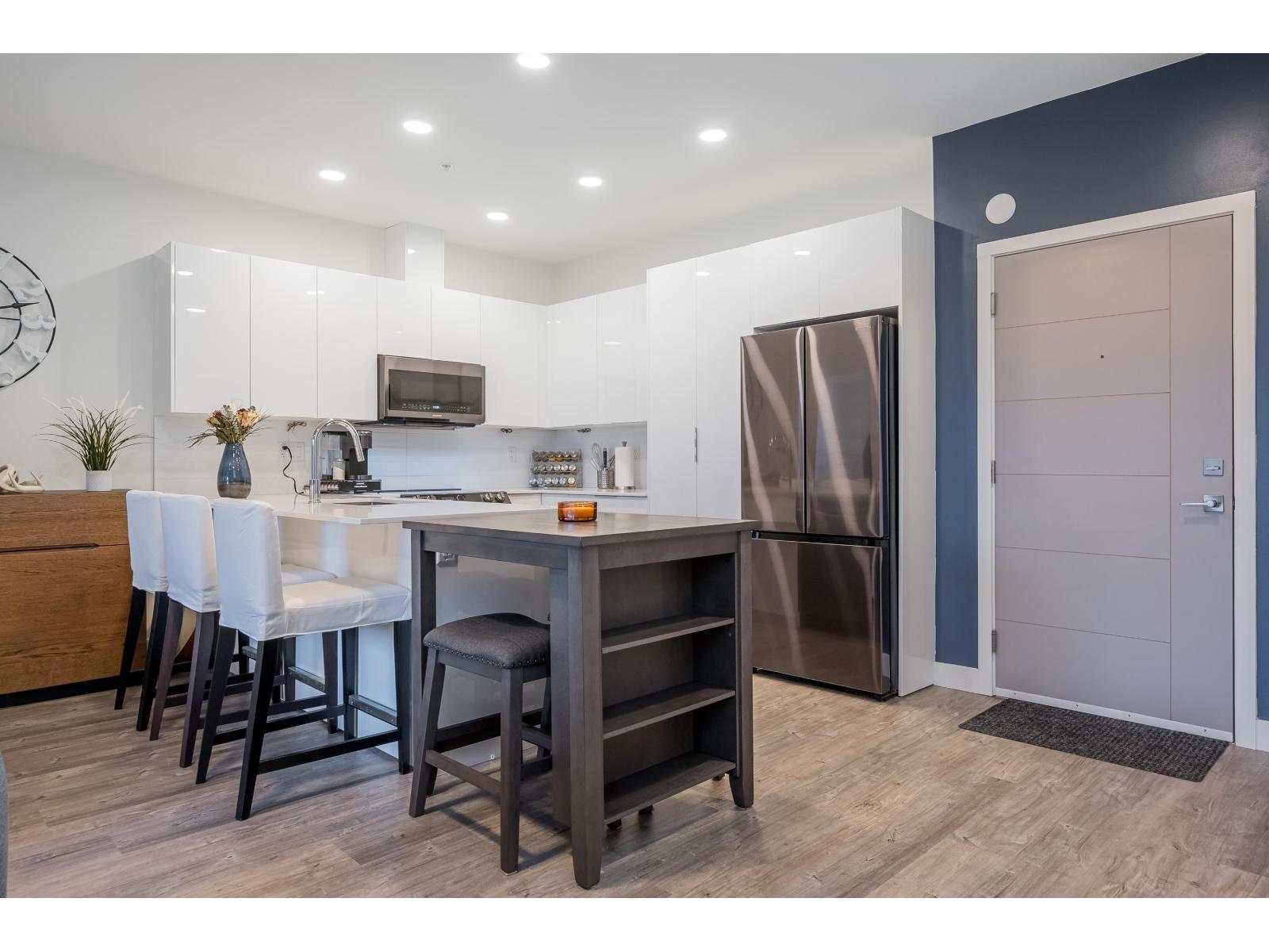 214 9450 ROBSON STREET, Chilliwack Proper West, Chilliwack