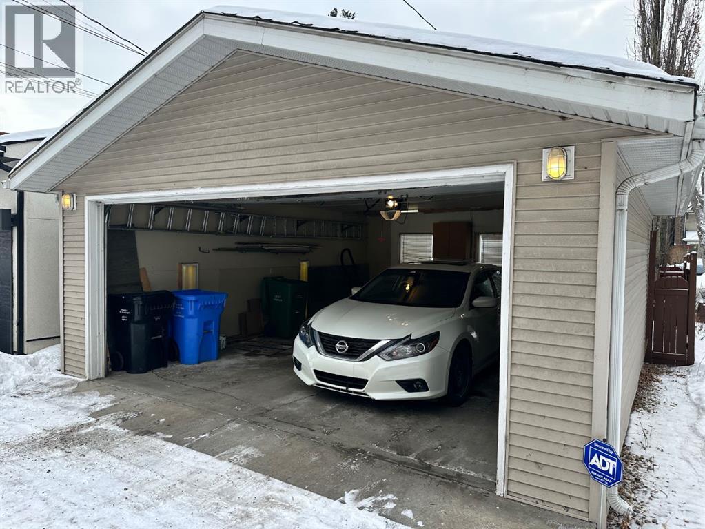 
          334 3 Avenue Northeast
            <br/>
            <span>Calgary</span>
            , 
            <span>AB</span>
             <span>T2E0H4</span>
         - Photo 18