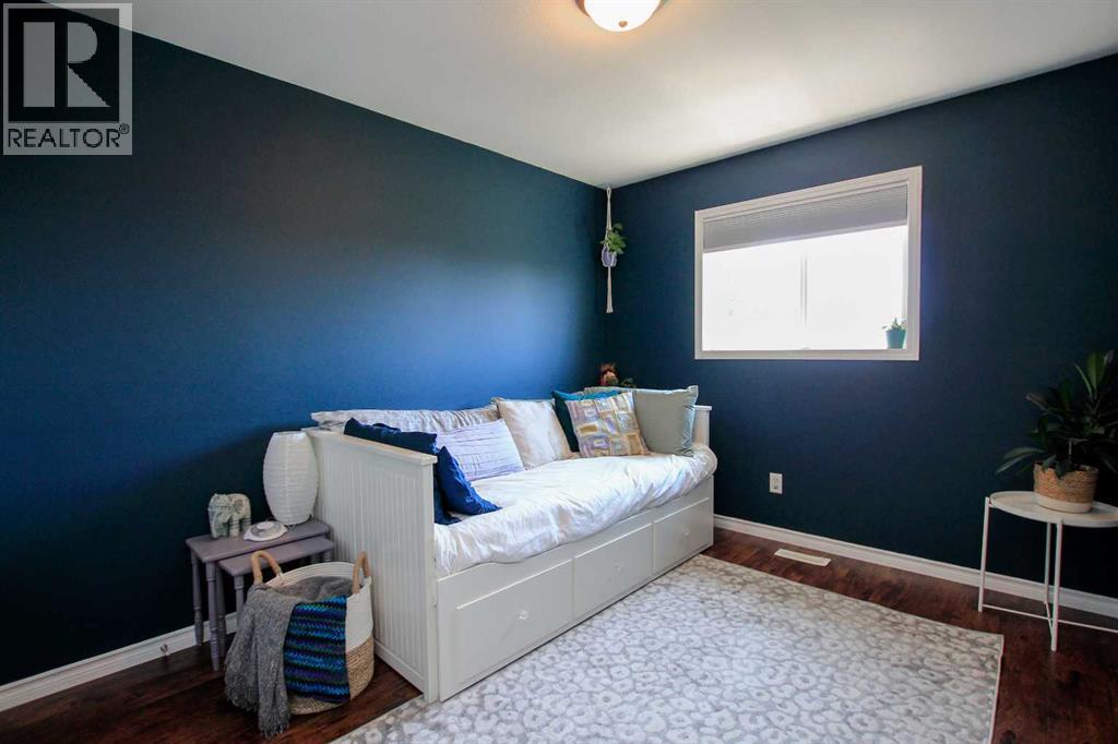 60 Arnold Close, Red Deer