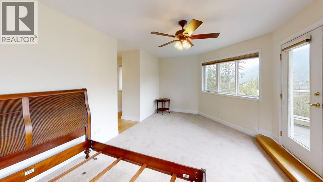 245 Rainbow Ridge Road, Procter