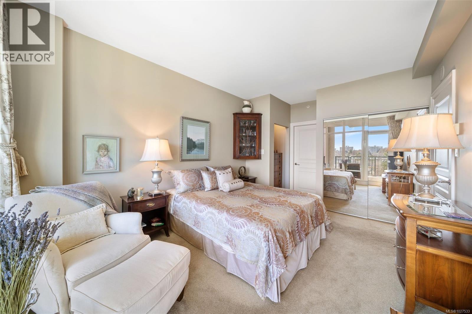 #628 21 DALLAS RD - 10