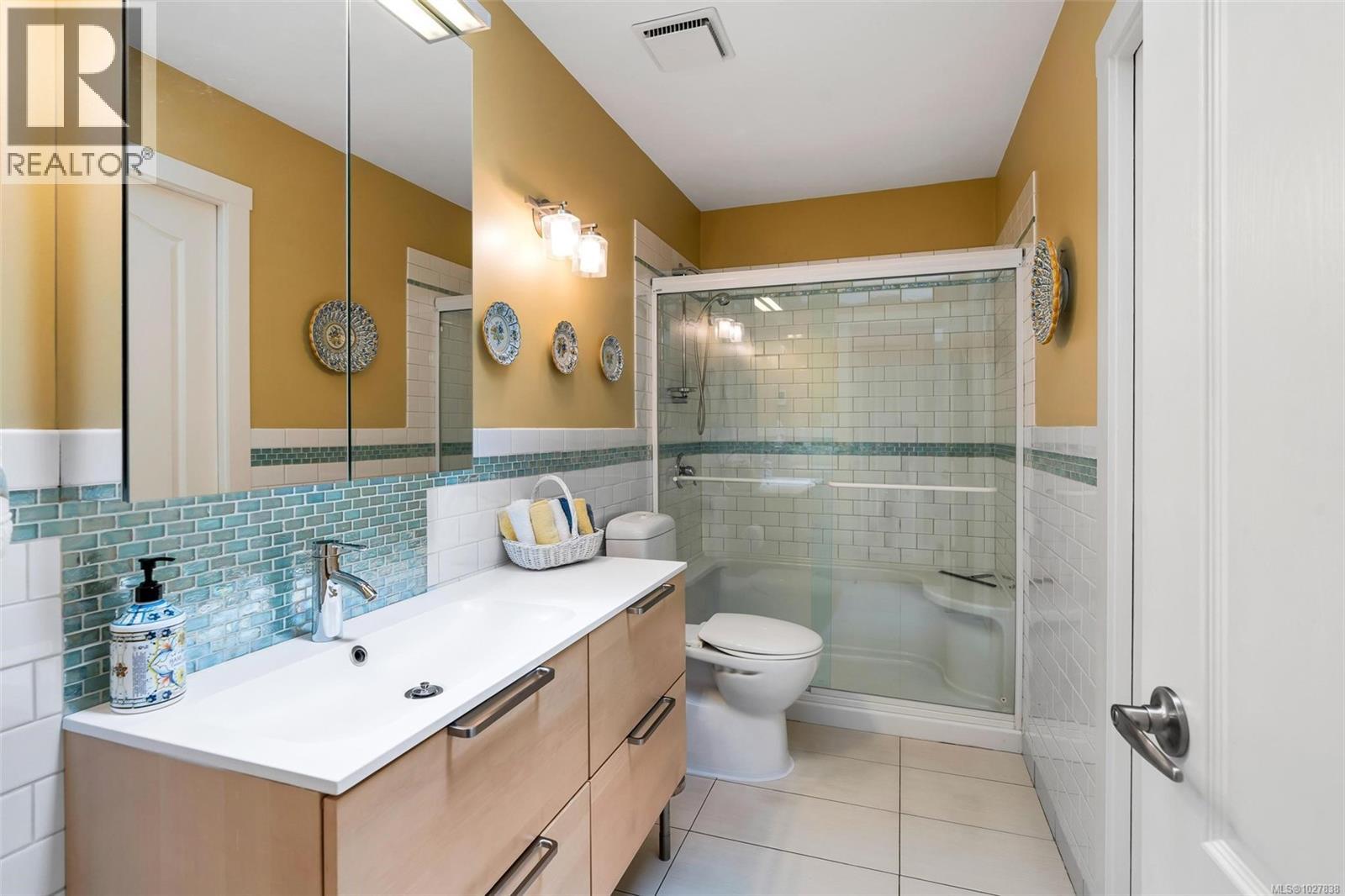  541 Cedar Crescent, Cobble Hill