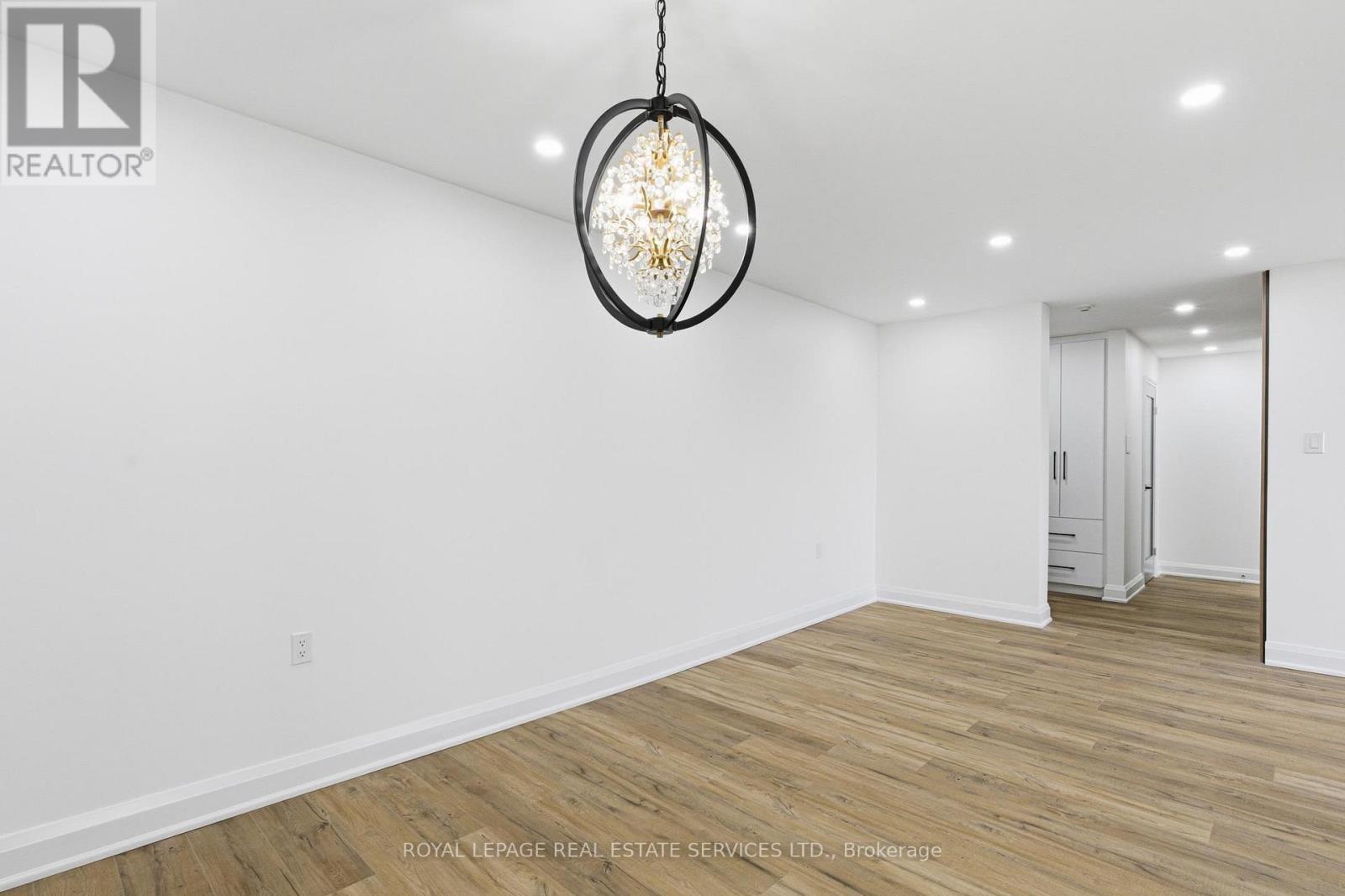 #2605 18 KNIGHTSBRIDGE ROAD - 15