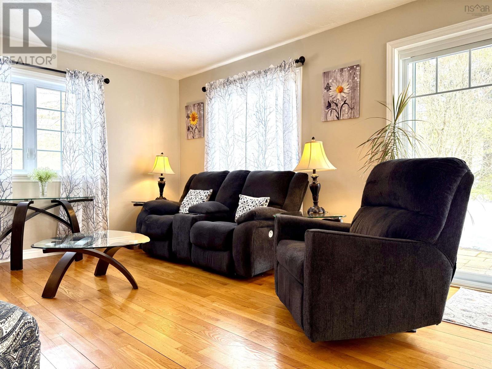 Property 27 of 48 of 185 D'Orsay Road