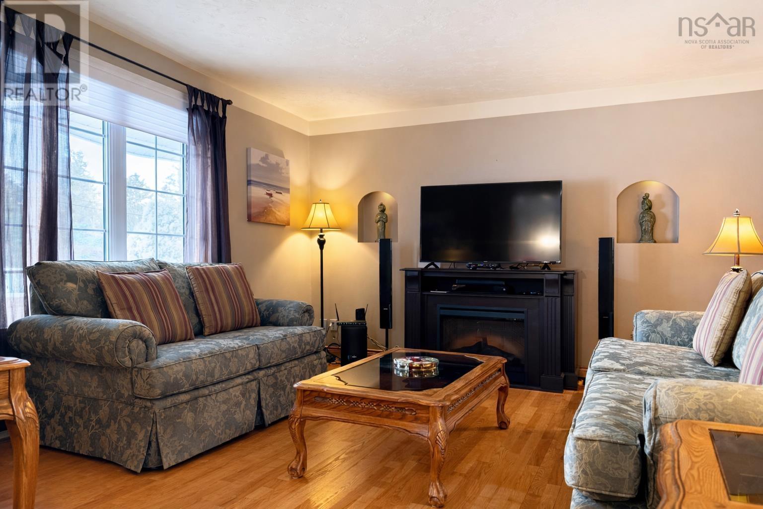 Property 11 of 48 of 185 D'Orsay Road