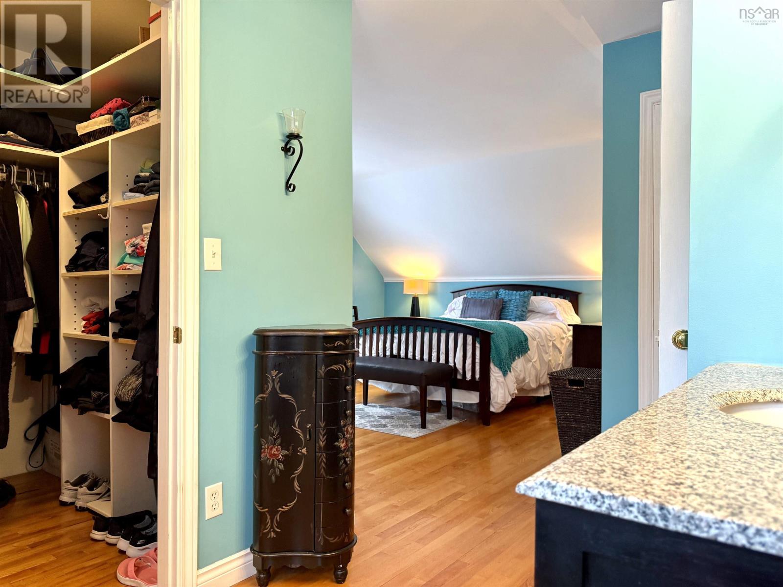 Property 36 of 48 of 185 D'Orsay Road