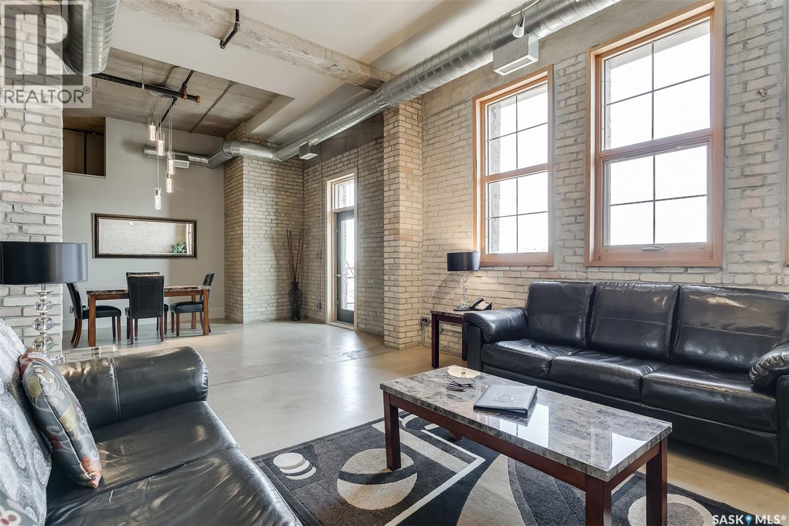 #401 73 24TH STREET E - 1