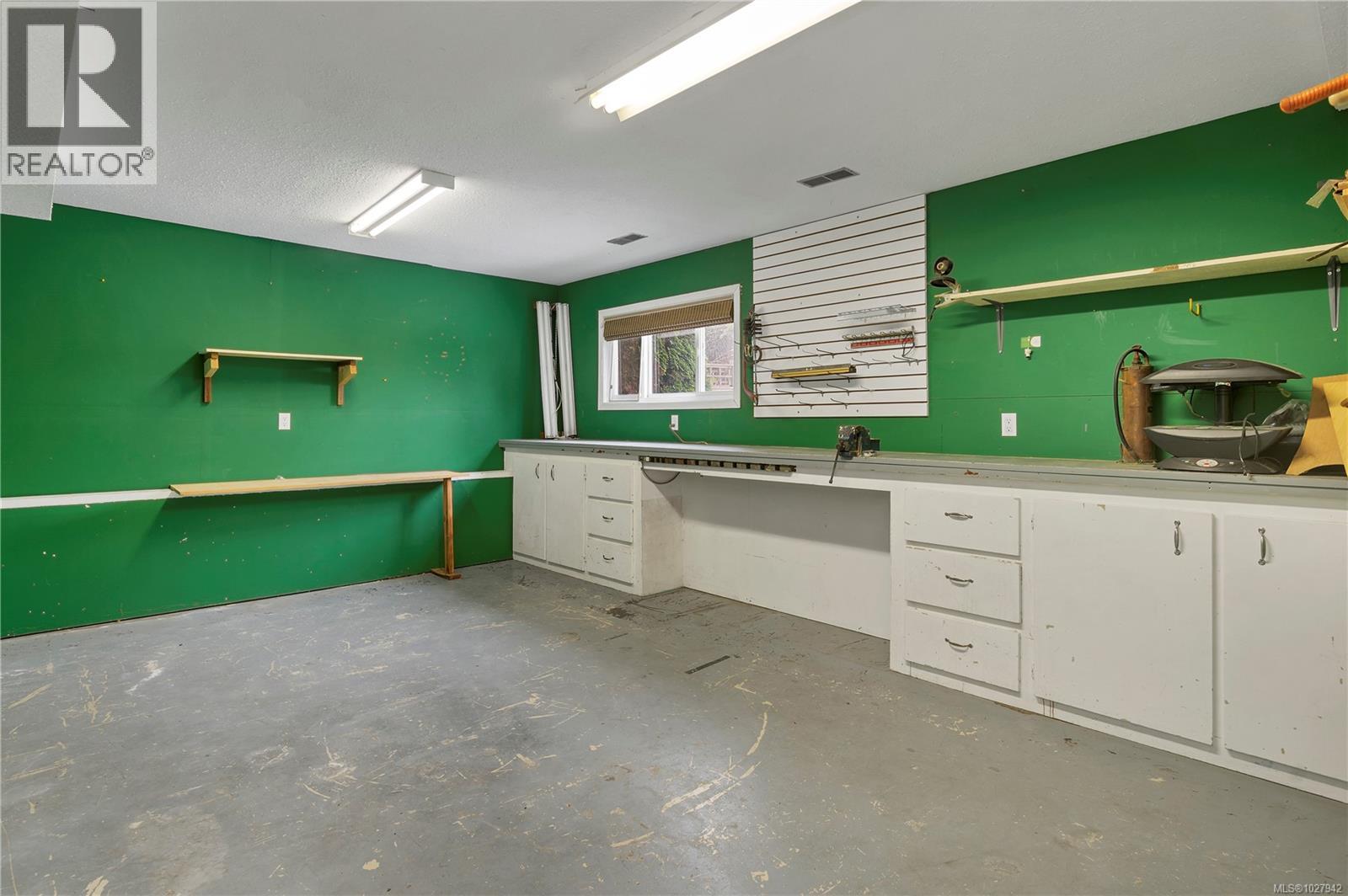 400 Englewood Dr - 19