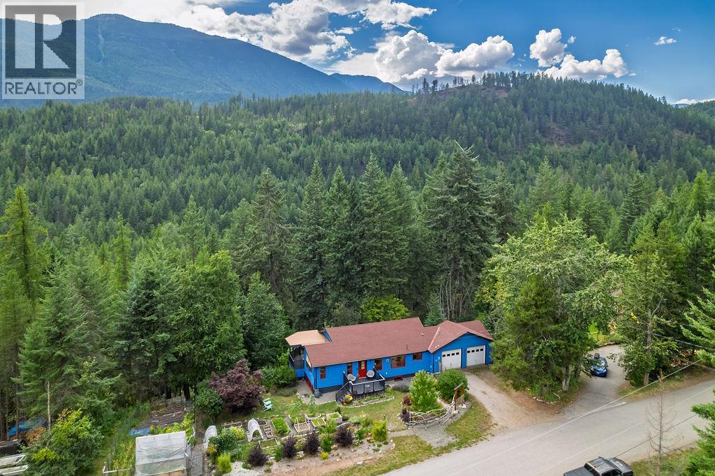 6051 PINE RIDGE Road, Kaslo