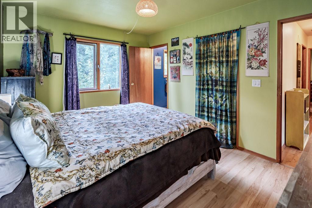 6051 PINE RIDGE Road, Kaslo