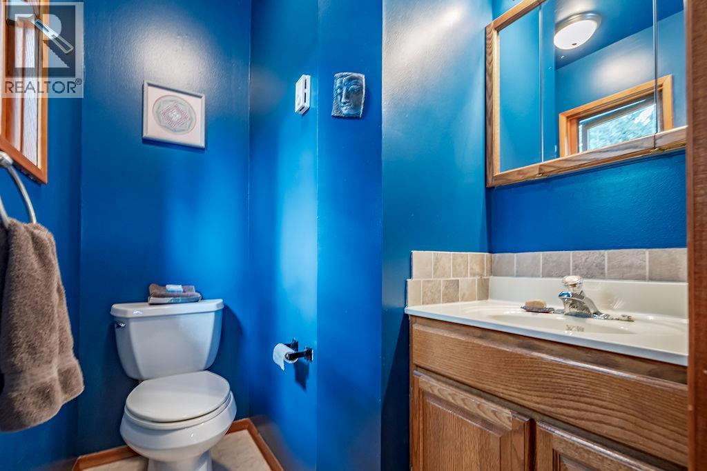 6051 PINE RIDGE Road, Kaslo