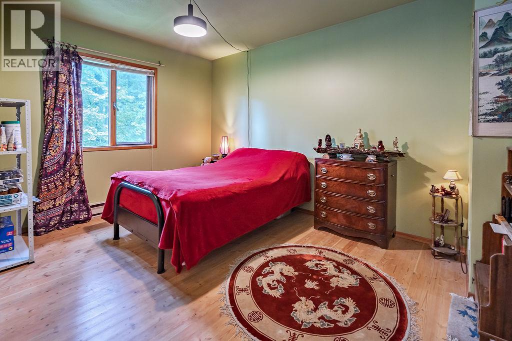 6051 PINE RIDGE Road, Kaslo