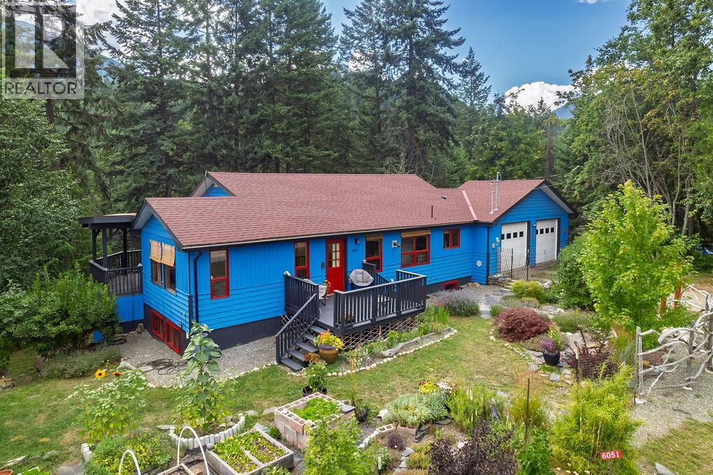6051 PINE RIDGE Road, Kaslo