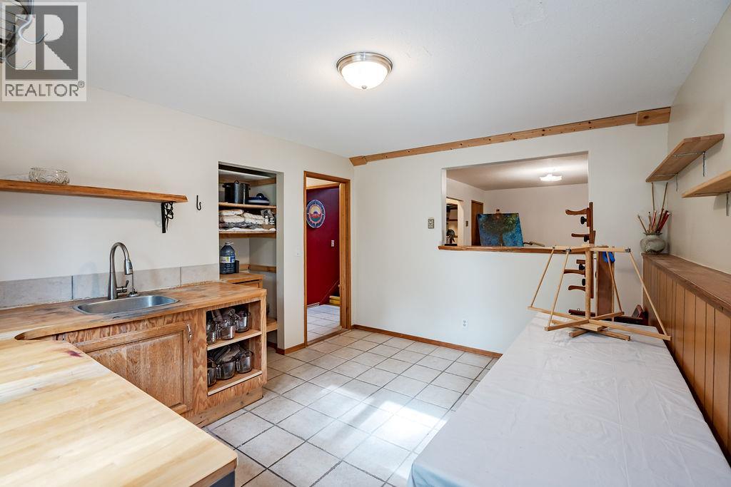 6051 PINE RIDGE Road, Kaslo
