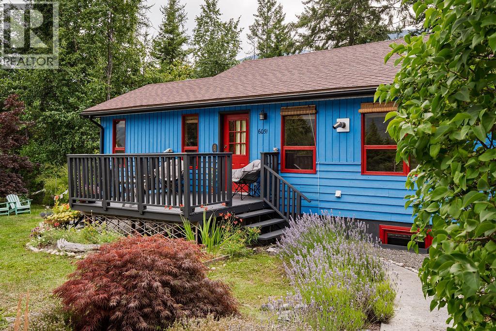 6051 PINE RIDGE Road, Kaslo