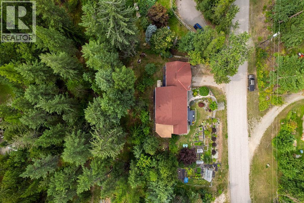 6051 PINE RIDGE Road, Kaslo