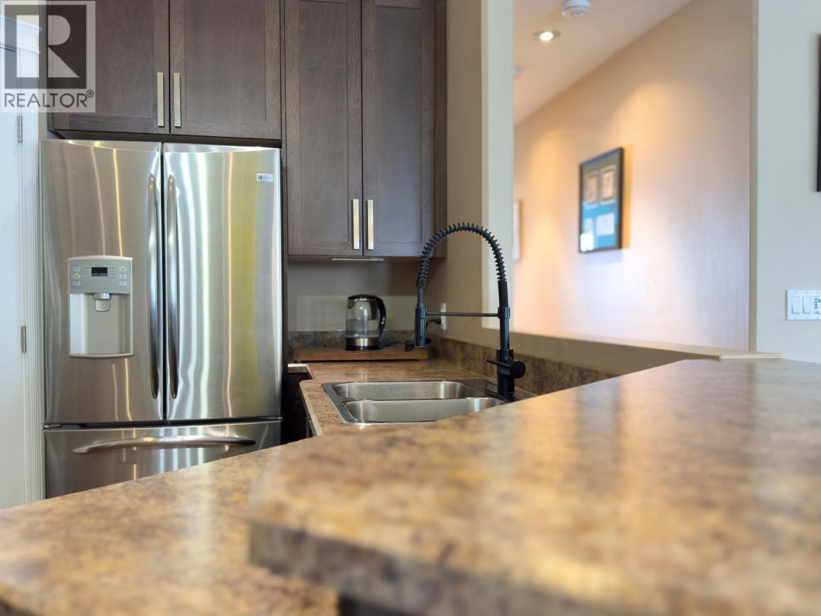 10916 104A AVENUE, Fort St. John