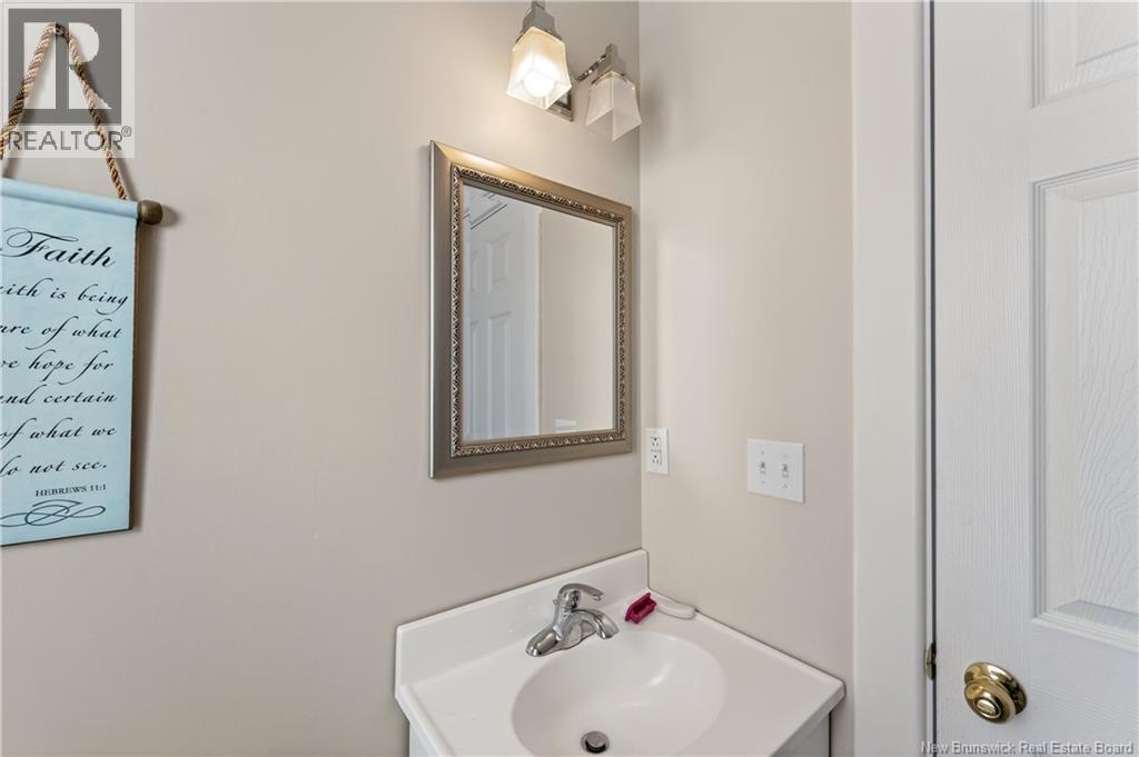 15 Queen E Street - 22