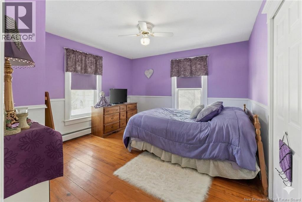 15 Queen E Street - 32