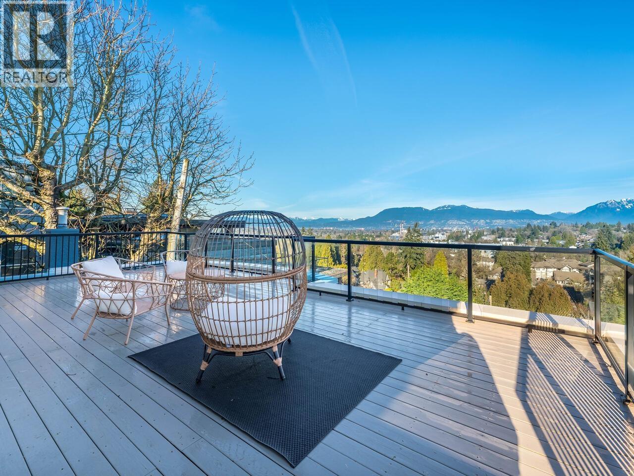 1987 W 35TH AVENUE, Vancouver