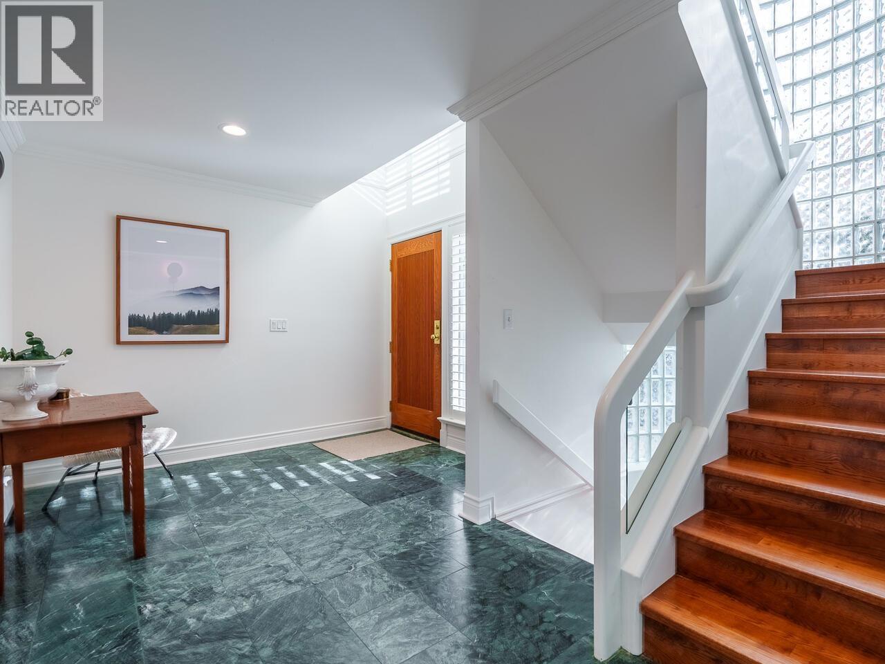 1987 W 35TH AVENUE, Vancouver