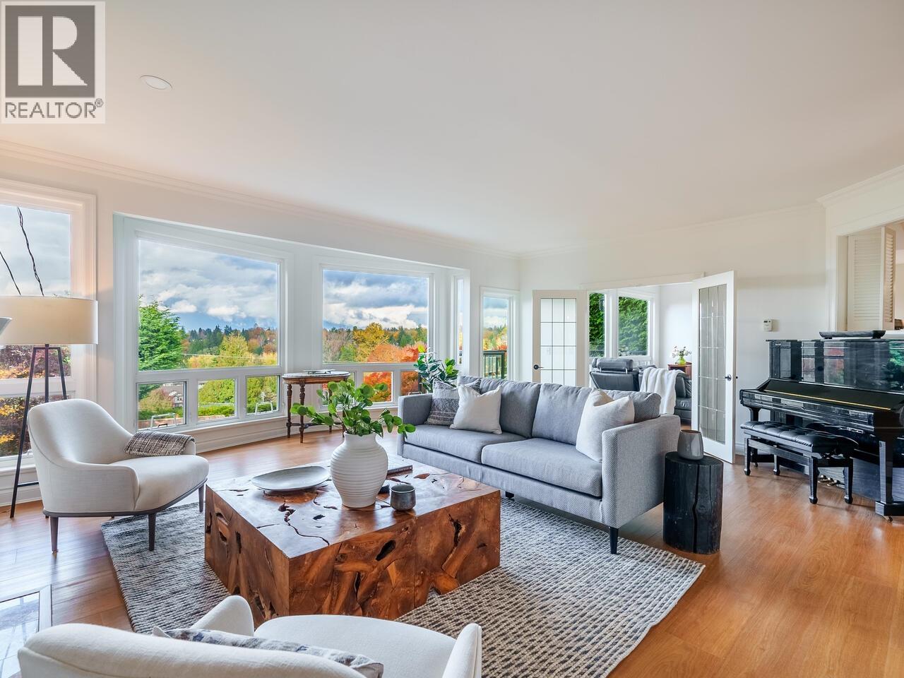 1987 W 35TH AVENUE, Vancouver