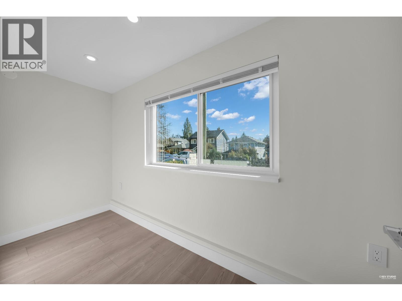 238 E 28TH STREET, North Vancouver