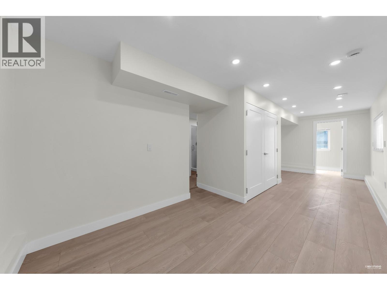 238 E 28TH STREET, North Vancouver