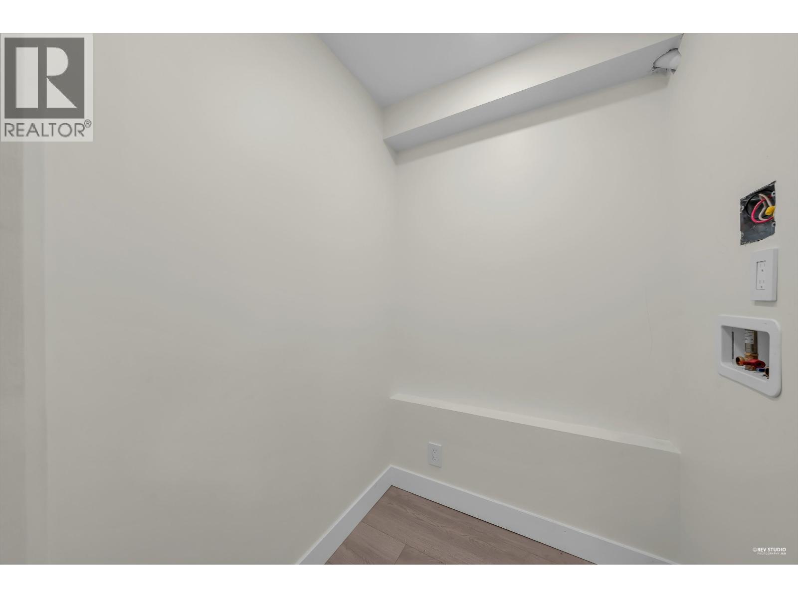 238 E 28TH STREET, North Vancouver