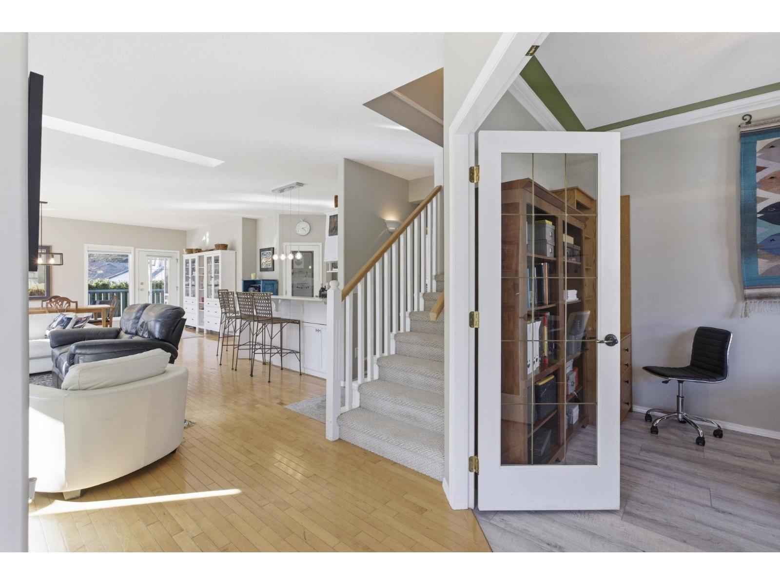 406 MIAMI RIVER DRIVE, Harrison Hot Springs, Harrison Hot Springs